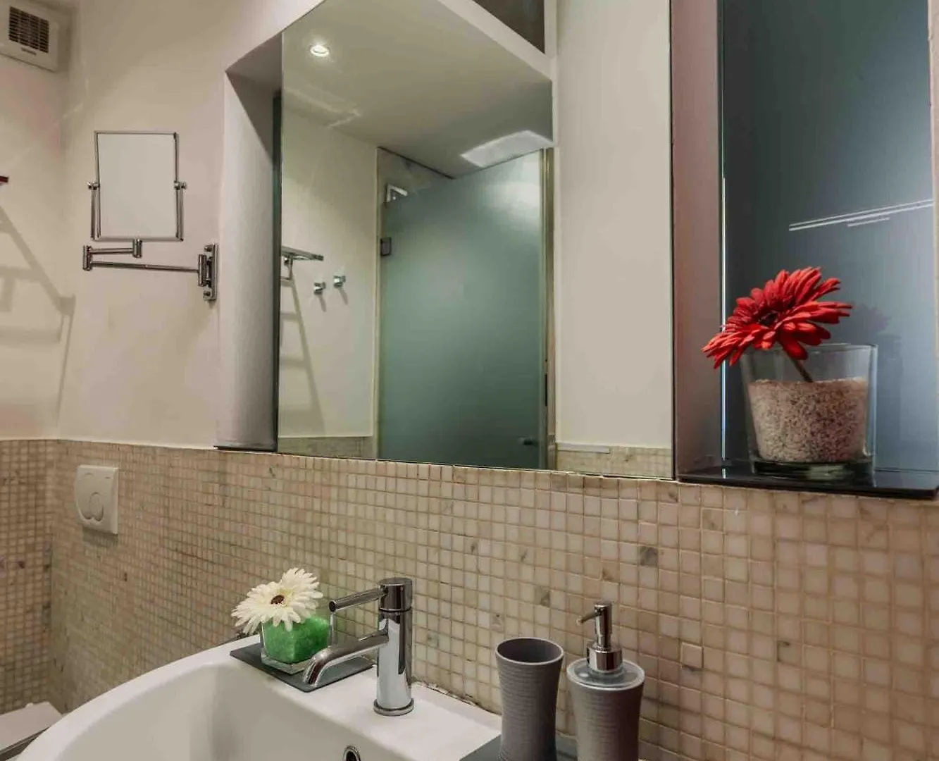 Loft Elegante In Centro Milano In Zona Signorile - Davanti Alla Metro